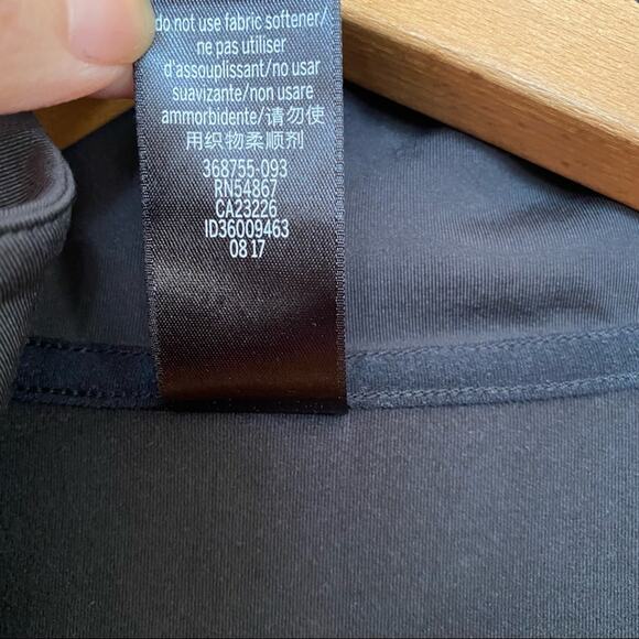 Victoria’s Secret Sport | Black Mesh Detail Zip Up Workout Jacket - Picture 7 of 7